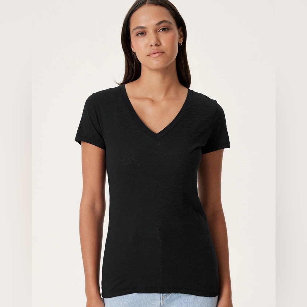 Goldie LeWinter Tee